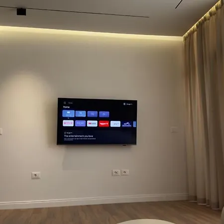 Spacious Luxury טיראנה