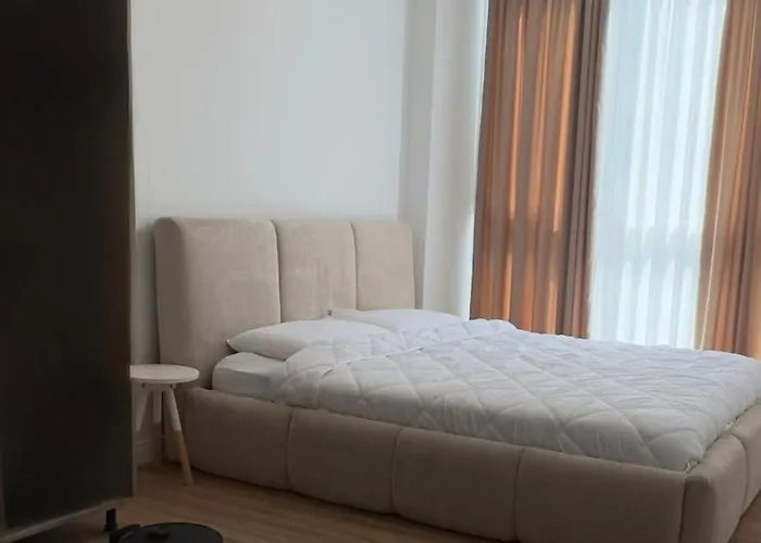 דירה Spacious Luxury טיראנה